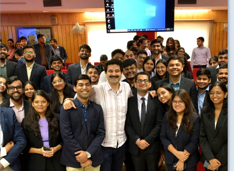 CXO talk with Mr. Abhay Batra – Co-founder, Clovia